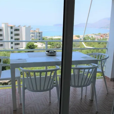 Goxhi Apartment *