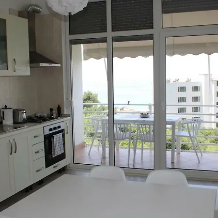 Apartment Goxhi *